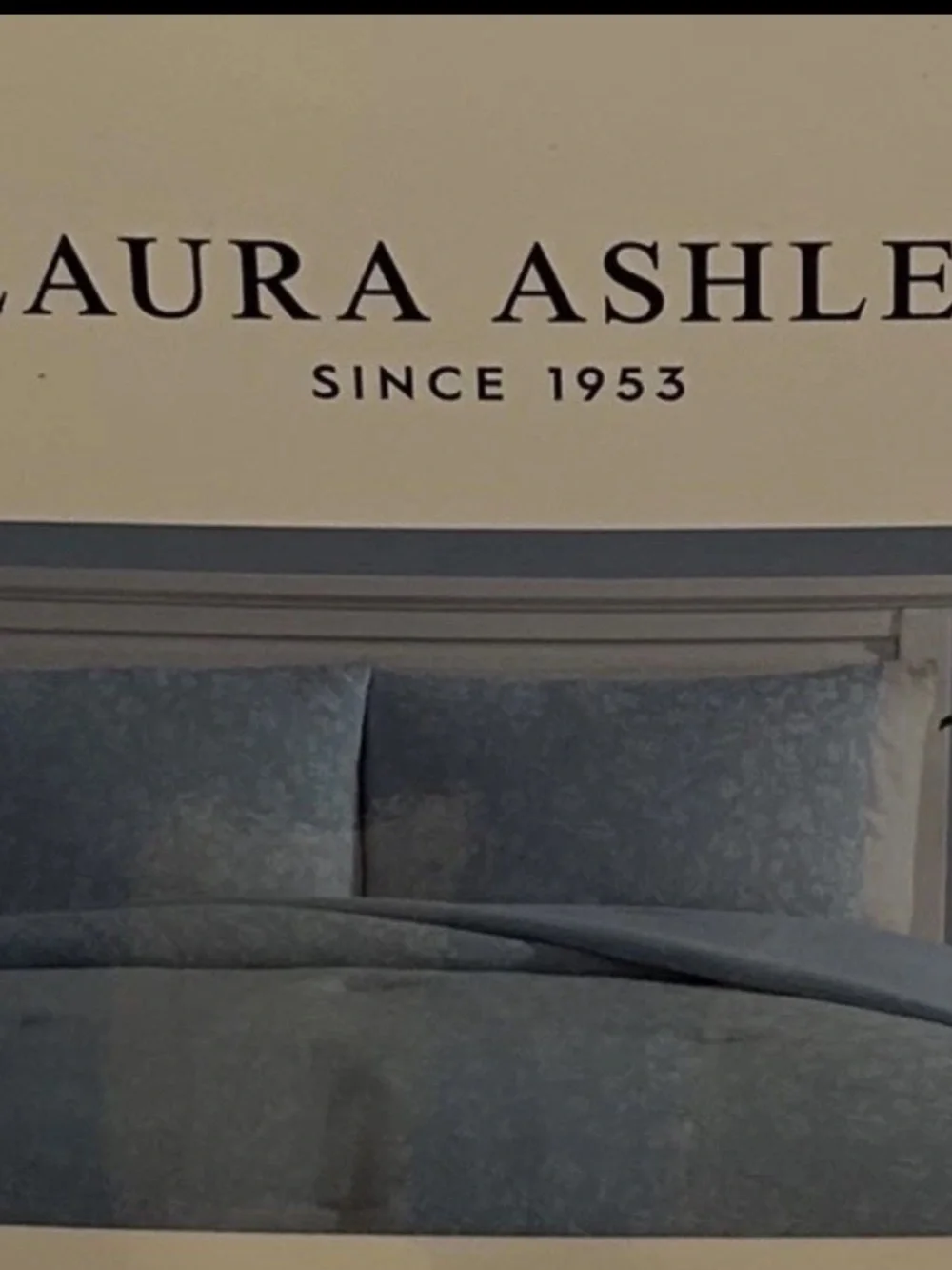 Laura Ashley Floral Jacquard Blue and White 3 Piece Full/Queen Comforter Set